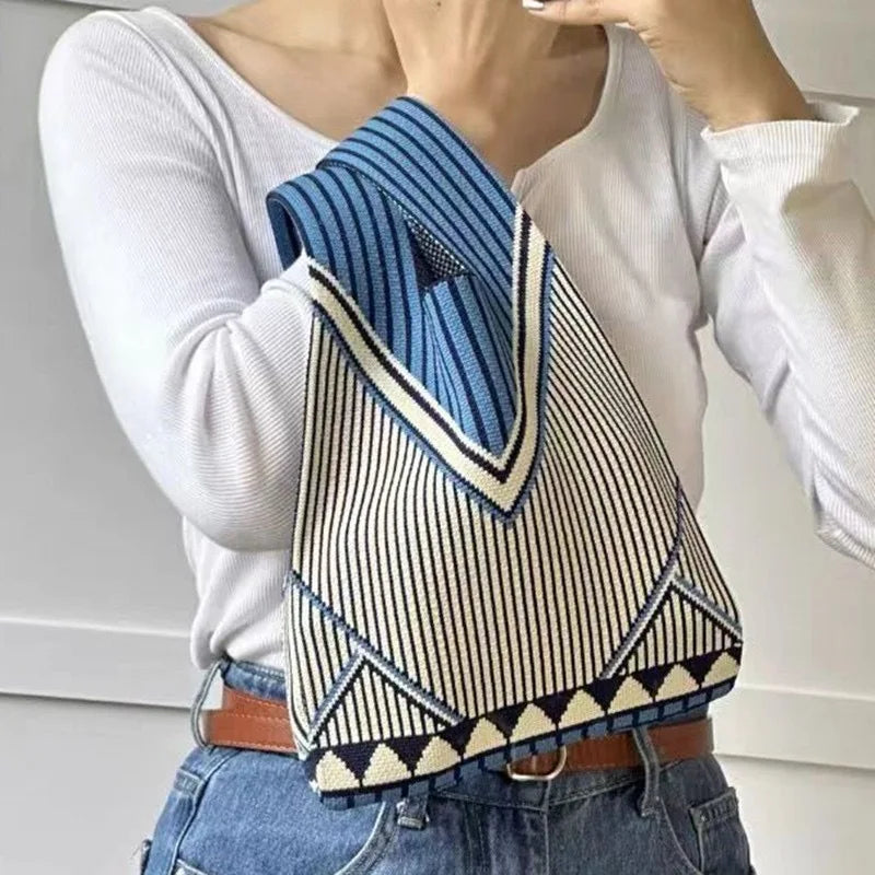 Handmade Knitted Knot Wrist Bag - Striped Mini Tote for Women, Large-Capacity Phone Bucket, Autumn Winter Casual