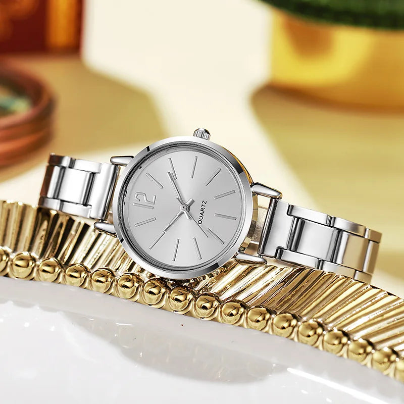 Luxury Women’s Gold Bracelet Quartz Watch – Simple Round Dial Stainless Steel Elegant Wristwatch