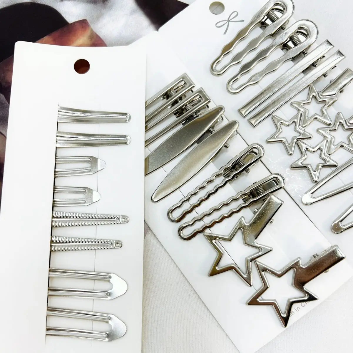 24-Pack Silver Metal Hairpins Set – Star & Seamless Duckbill Clips for Women & Girls