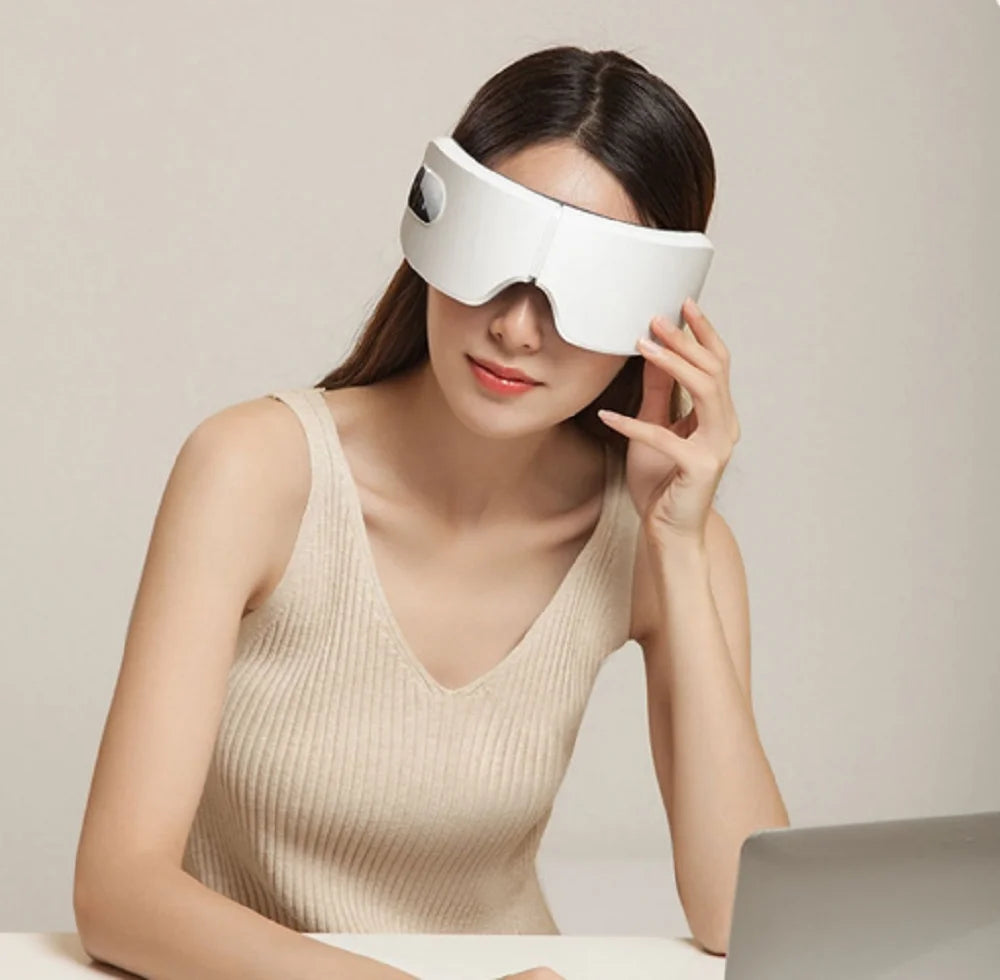 Rechargeable Bluetooth Eye Massager with Heat & Vibration – Foldable Hot Compress Eye Mask for Eye Care & Relaxation