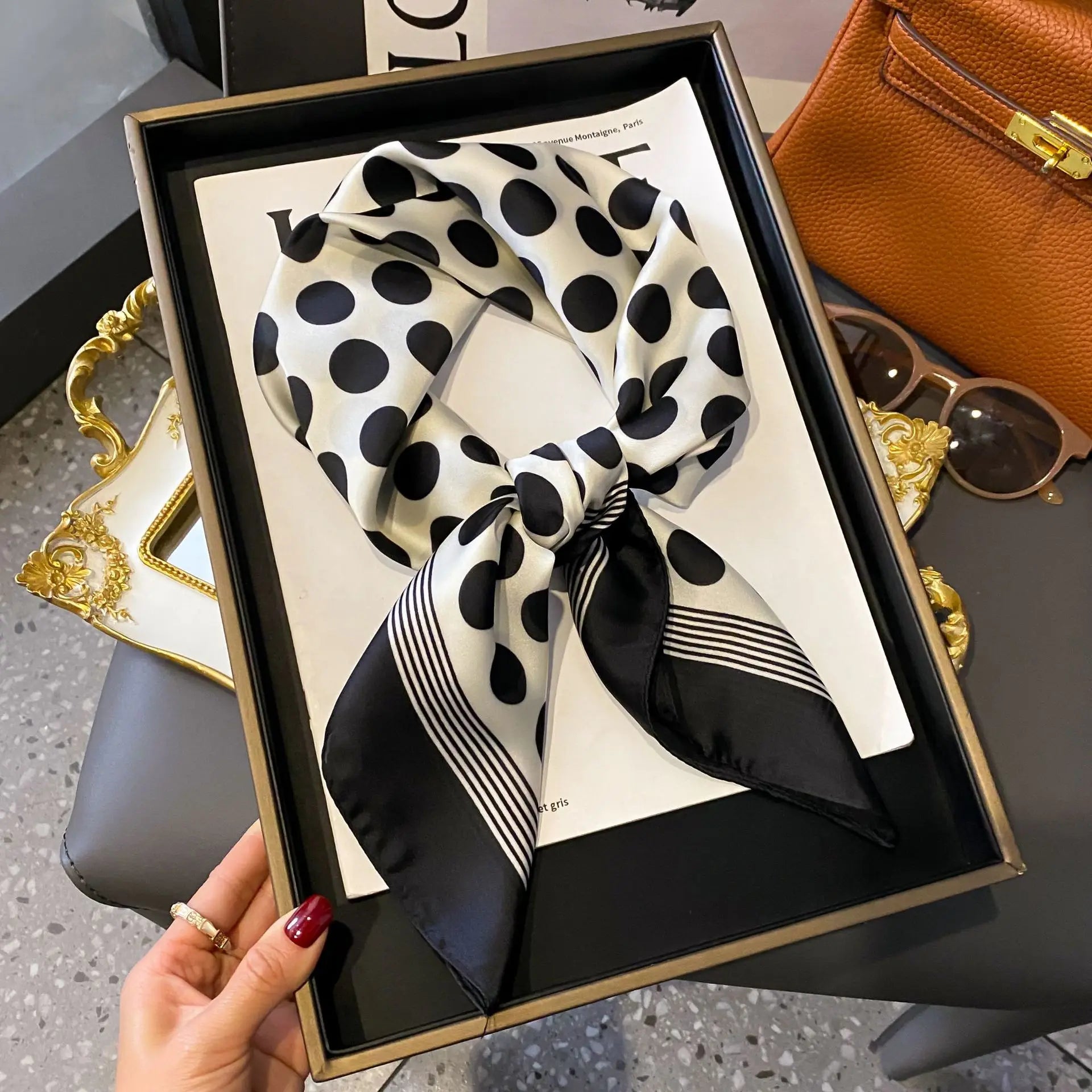 Luxury Square Silk-Feel Scarf 70 x 70 cm (27.6 x 27.6 in) Korean Fashion Floral Bandana Kerchief Wrap