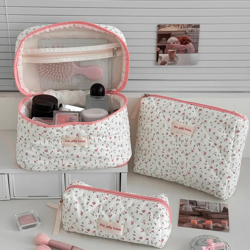 Pink Strawberry Quilted Cosmetic Bag – Portable Travel Makeup Pouch & Toiletry Organizer, Multiple Sizes (Small 15×9×8 cm / 5.9×3.5×3.1 in; Handbag 24×18.5×7 cm / 9.4×7.3×2.8 in; Tote 25×16×15 cm / 9.8×6.3×5.9 i