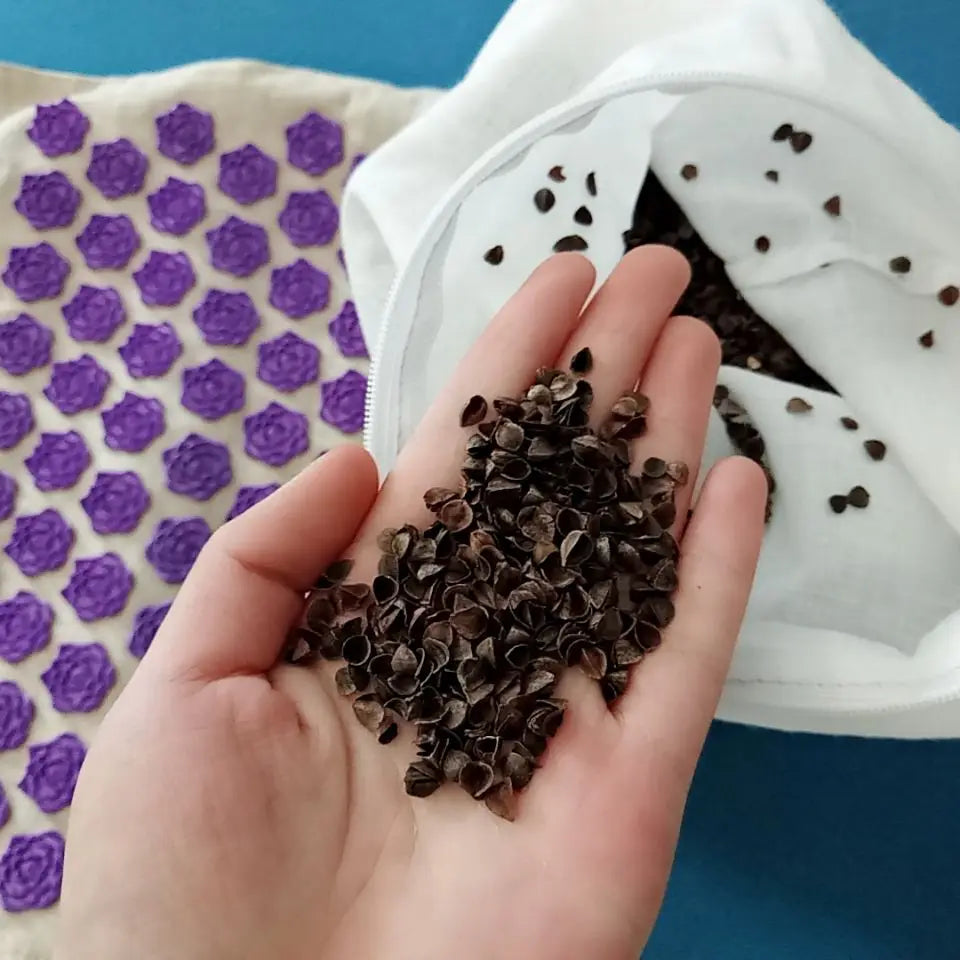 Acupressure Spike Mat Set 74 x 44 cm (29 x 17 in) with Pillow & Carry Bag – Natural Linen Buckwheat Massage Mat for Yoga & Pain Relief