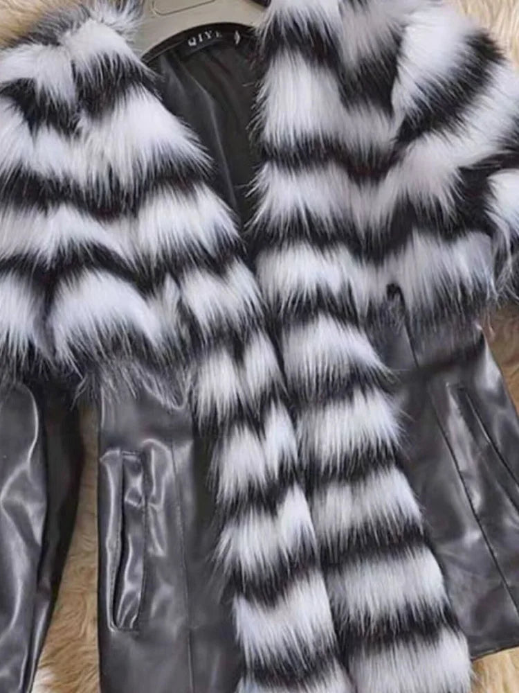 Women's PU Faux Leather Coat with Faux Raccoon Fur Trim Loose Streetwear Jacket Autumn Winter