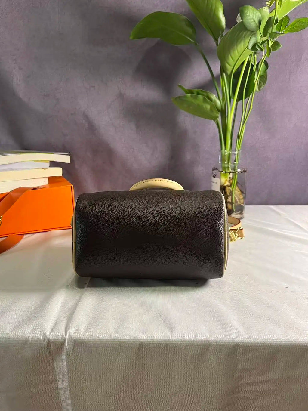 Black PU Leather Bucket Shoulder Bag for Women - Classic Designer-Style Handbag with Nylon Lining