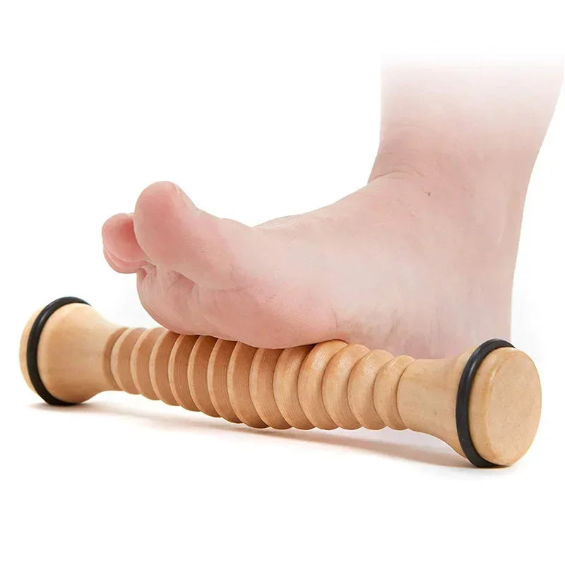 Wooden Foot Massage Roller for Plantar Fasciitis Relief — Deep Tissue Foot Massager 21 x 3.8 cm (8.3 x 1.5 in)