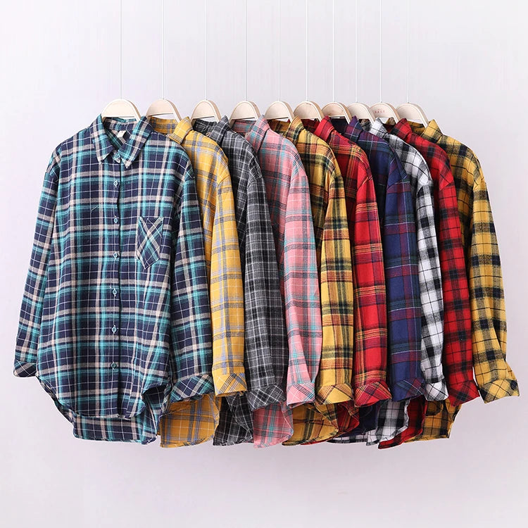 Women's Flannel Plaid Shirt - Loose Cotton-Poly Long Sleeve Button-Down with Pockets
