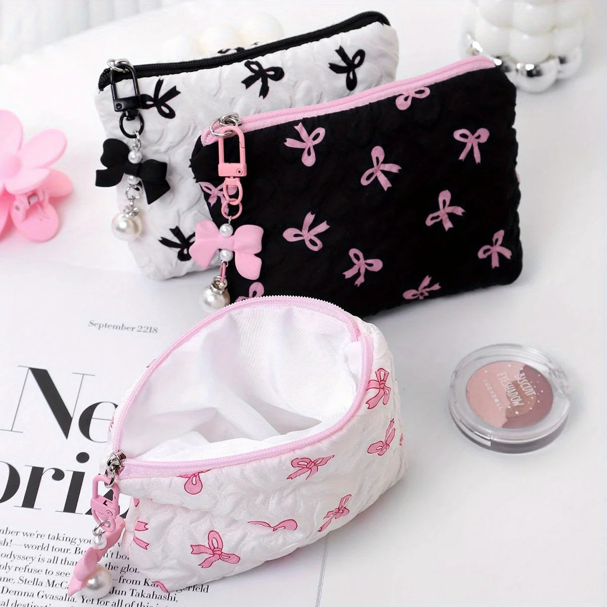 Embroidered Bow Makeup Bag – Cute Large Capacity Cosmetic Pouch & Coin Purse with Zipper