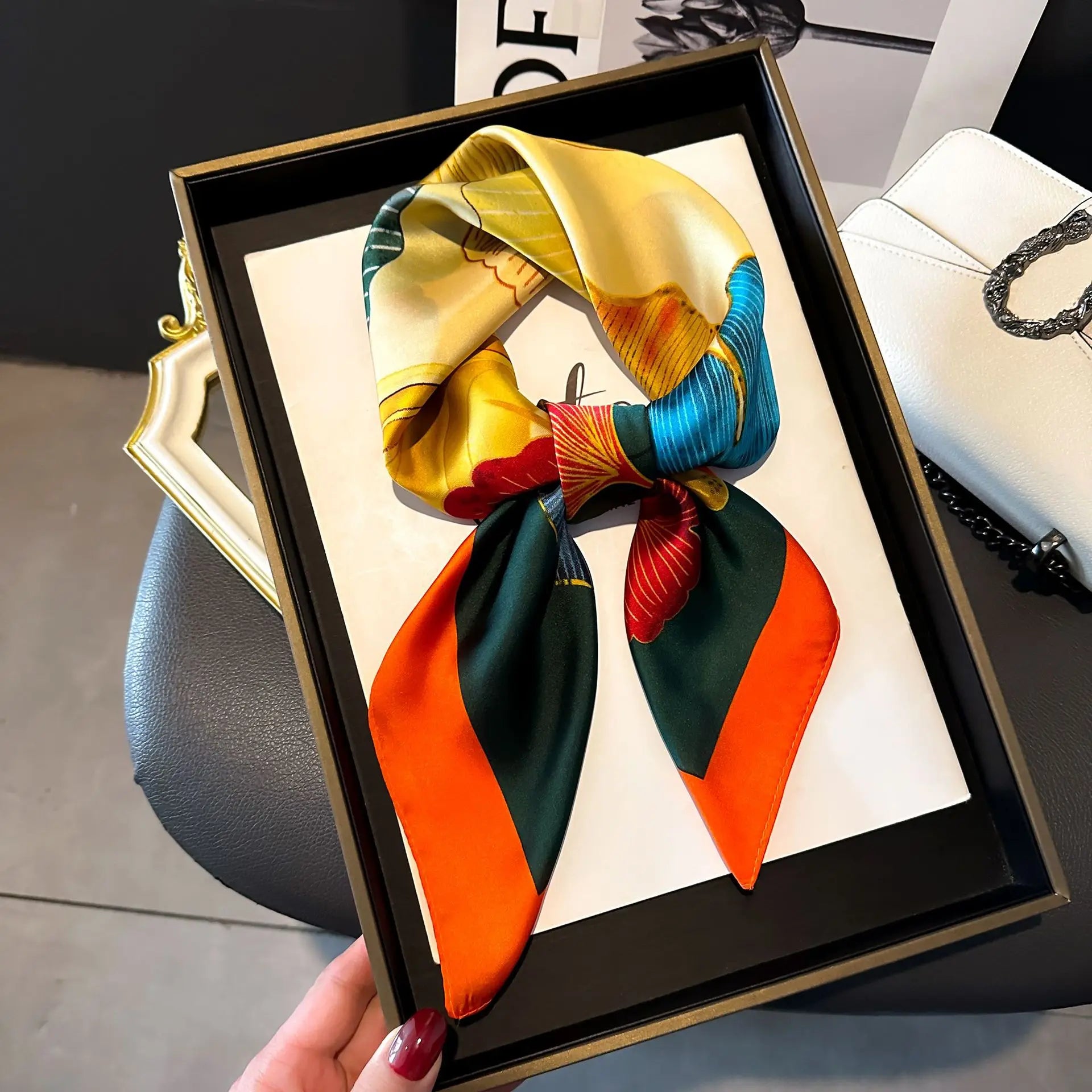 Nordic All-Season Faux Silk Square Scarf 70 x 70 cm (27.6 x 27.6 in) – Lightweight Chic Shawl for Women & Teens