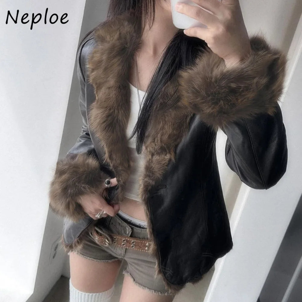Neploe Women's Vintage Patchwork PU Leather Coat with Fur Trim – Y2K Fairycore Harajuku Streetwear Jacket