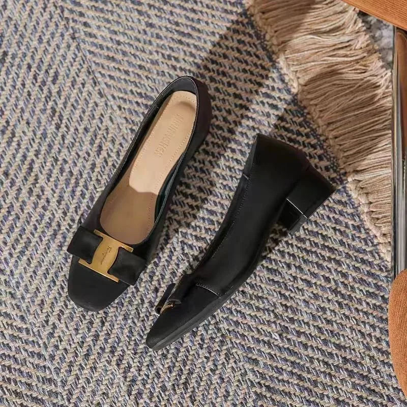 Korean-Style Women's Bow Mid-Heel Pumps - PU Leather Square Toe Block Heel (3-5 cm / 1.2-2 in)