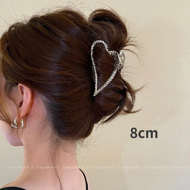 Heart Metal Hair Claw Clips for Women – Nonslip Alloy Crab Clamp, Gold Silver Black, 6.5 cm (2.6 in) – Korean Retro Fashion