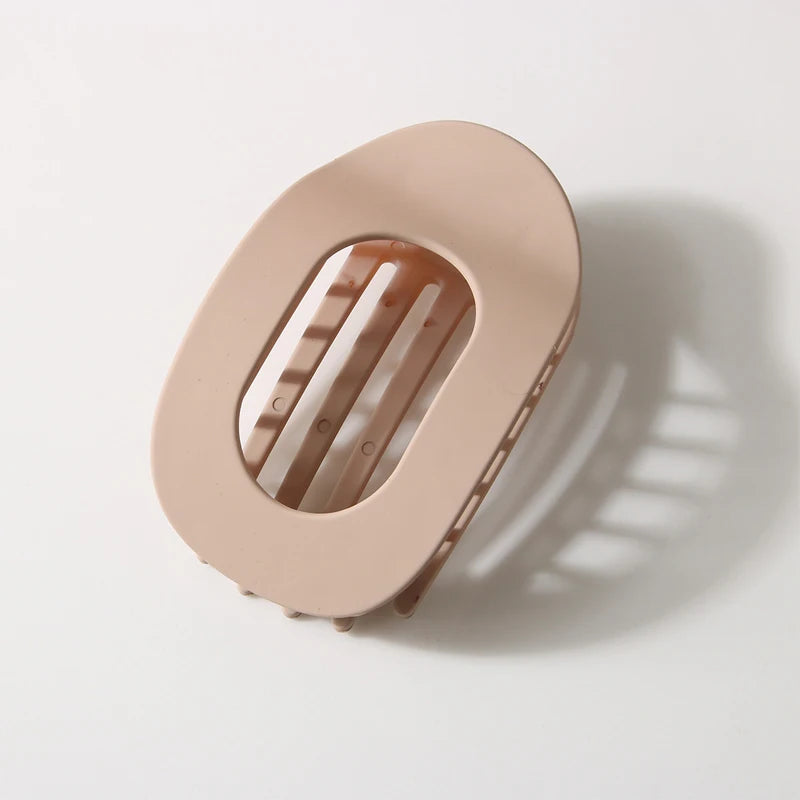 Leopard Oval Flat Hair Clips for Women — Large Round Flat Claw French Hair Clips, Trendy Hair Accessories