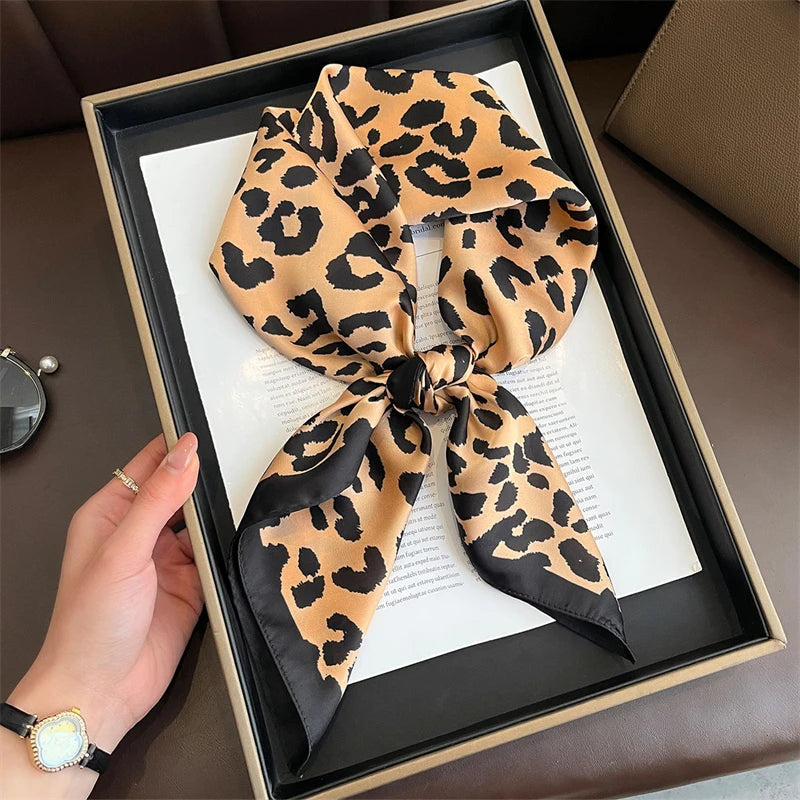 Luxury Horse Print Silk-Feel Square Scarf 70 x 70 cm (27.6 x 27.6 in) – Women's Neck, Hair, Foulard, Bandana