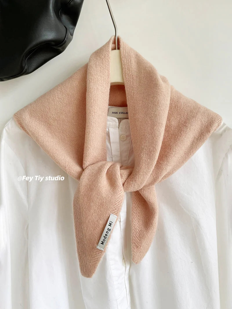Women’s Korean-Style Triangle Knit Wool-Blend Scarf Shawl, Warm Winter Neck Wrap — 80–120 cm (31–47 in)