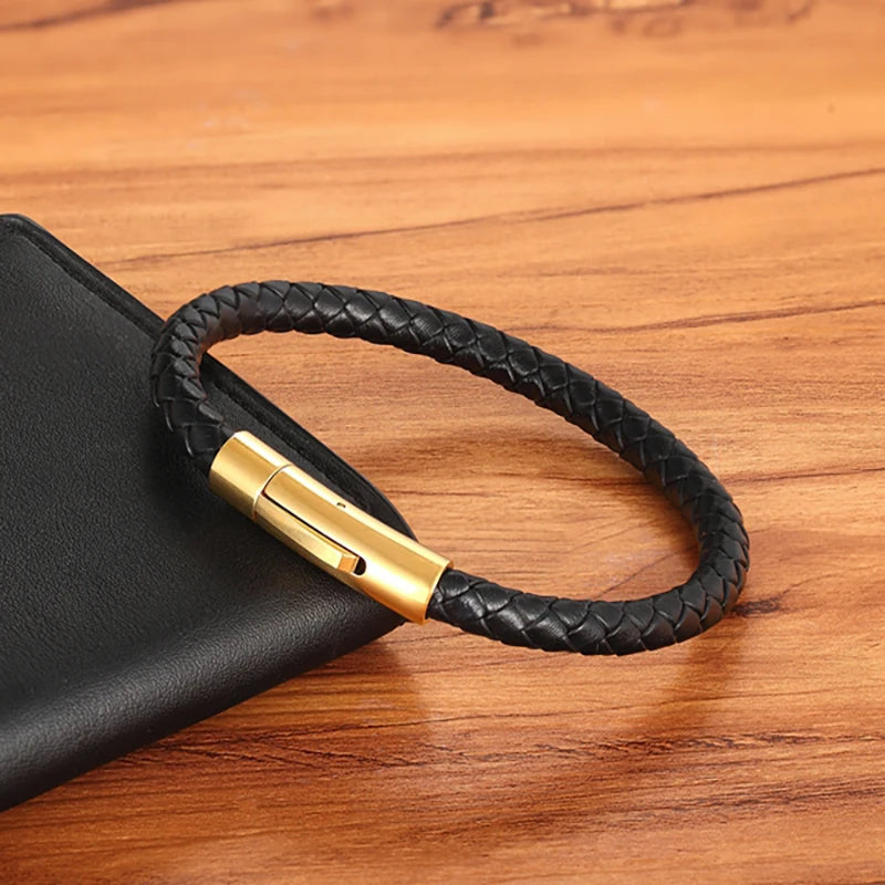 Unisex Braided PU Leather Bracelet with Stainless Steel Clasp - Trendy Geometric Bangle Gift for Men & Women