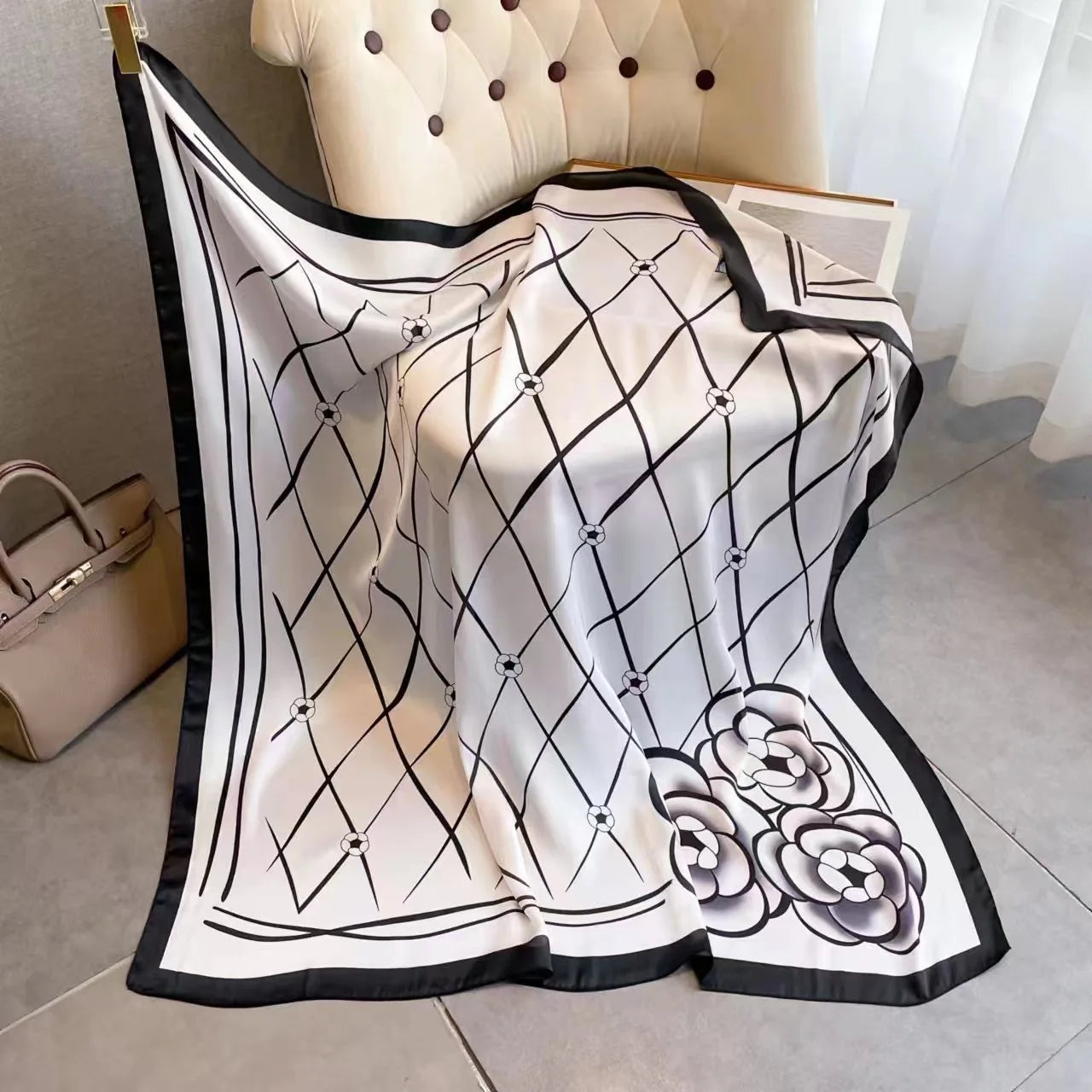 Luxury Horse Print Square Scarf - Vintage Imitation Silk Shawl Head Wrap, Windproof, 110 x 110 cm (43.3 x 43.3 in)