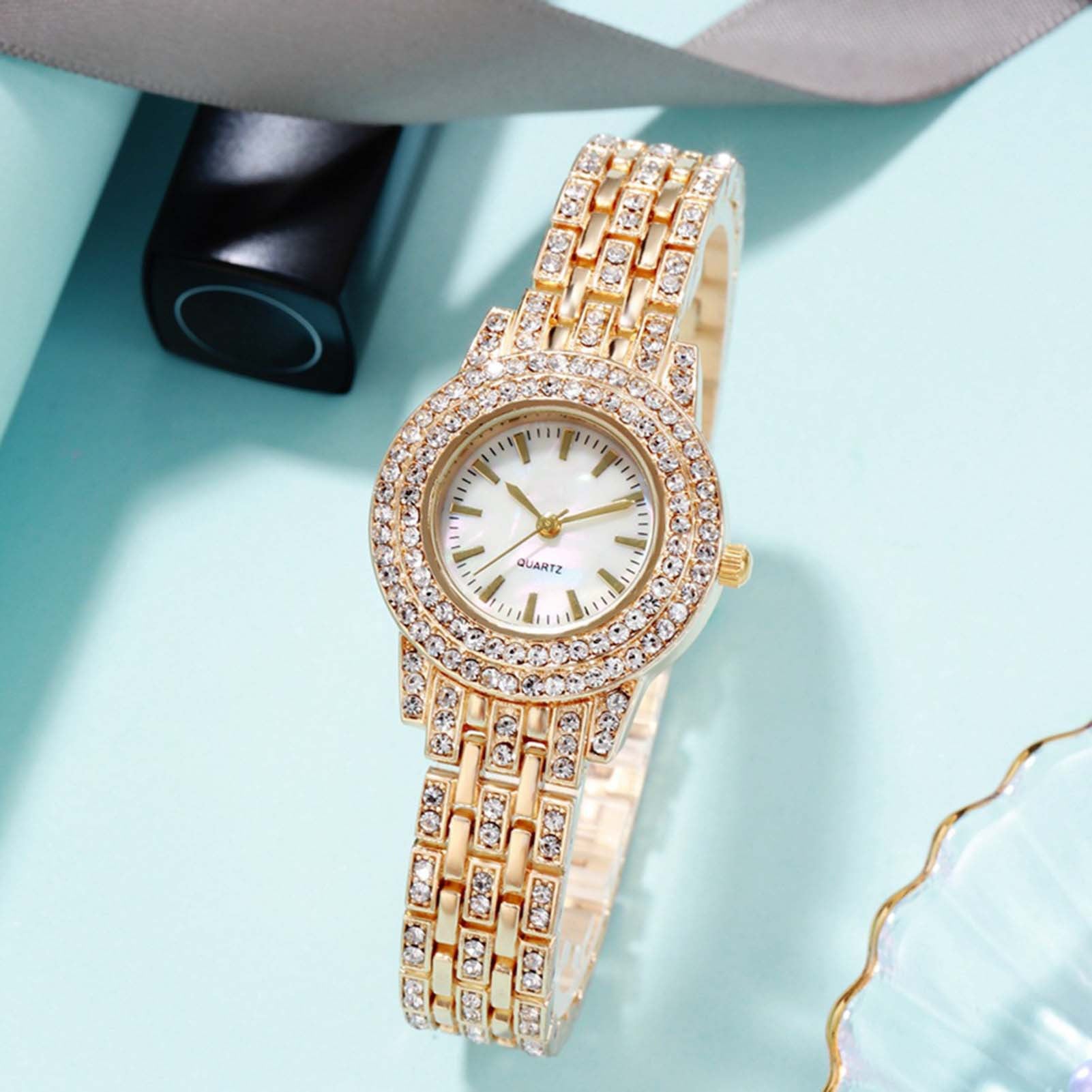 Elegant Women's Rhinestone-Embellished Alloy Watch with Star Charm Bracelet – Round Mechanical Fashion Watch