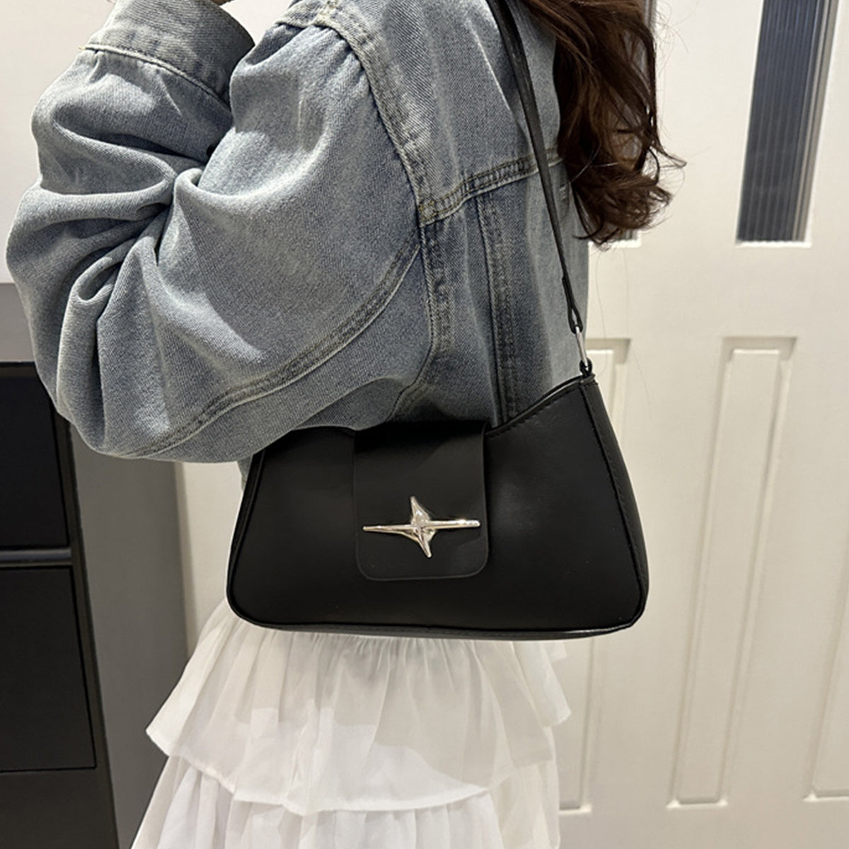 Textured Underarm Baguette Bag for Women – PU Shoulder & Crossbody with Lock Closure, Black (Also White)