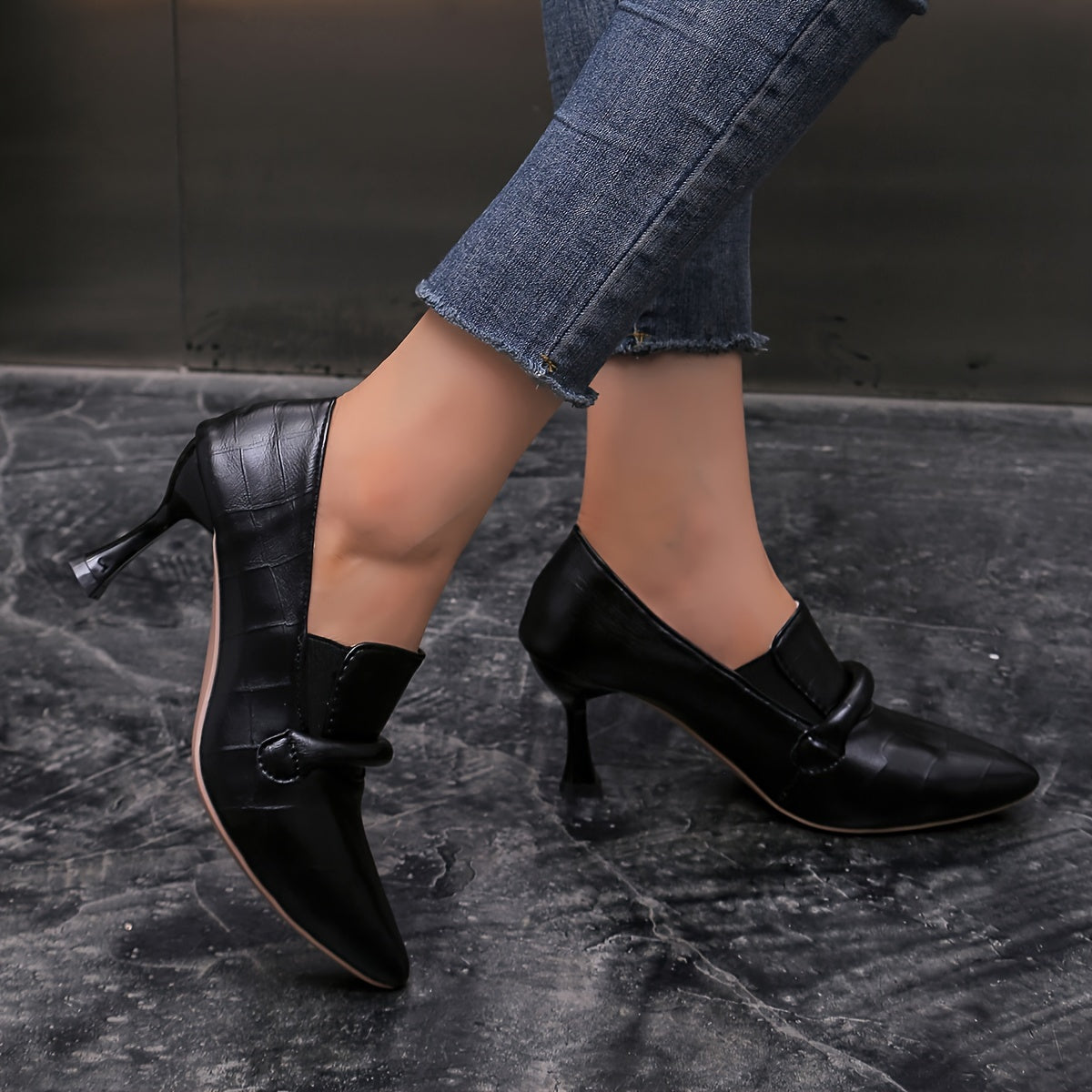 Women's Black Mary Jane Pointed-Toe Pumps, 8 cm (3.15 in) Mid Heel, Non-Slip PU Sole