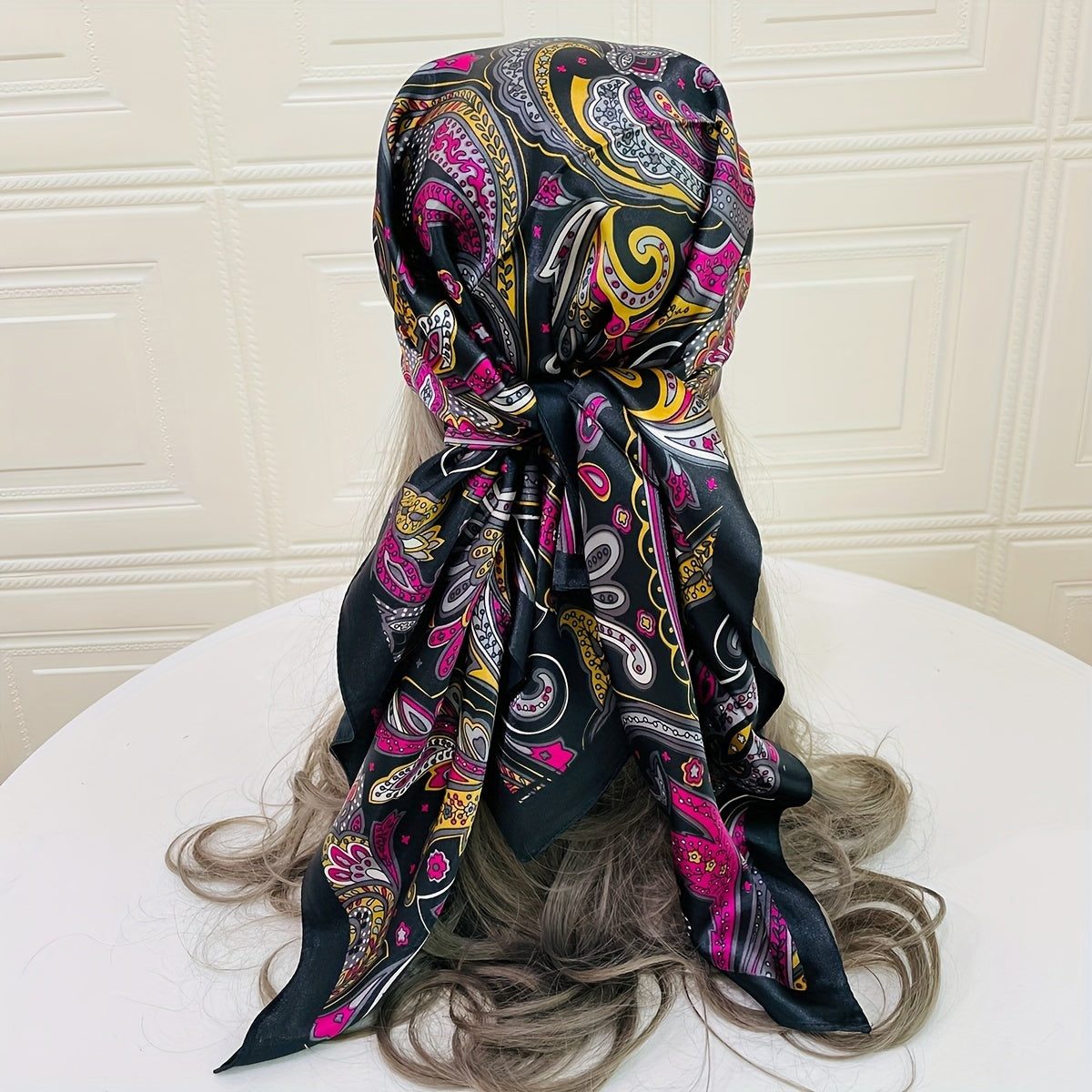 Boho Paisley Square Scarf 90 cm (35.4 in), 100% Polyester Decorative Shawl for Women, Machine Washable Versatile Wrap