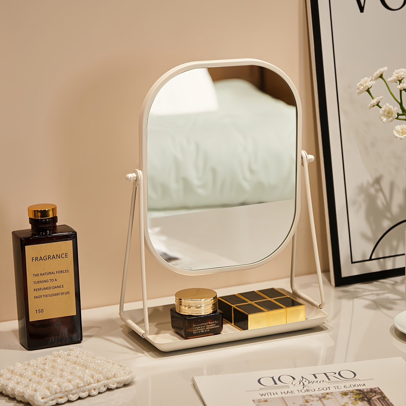 Adjustable Cartoon Metal Photo Frame with Glass Front, Varnished Finish