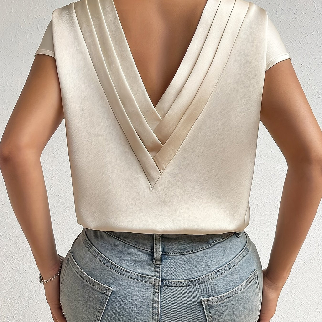 Women's V-Neck Loose Blouse — Elegant Short Sleeve Solid Top for Spring & Summer