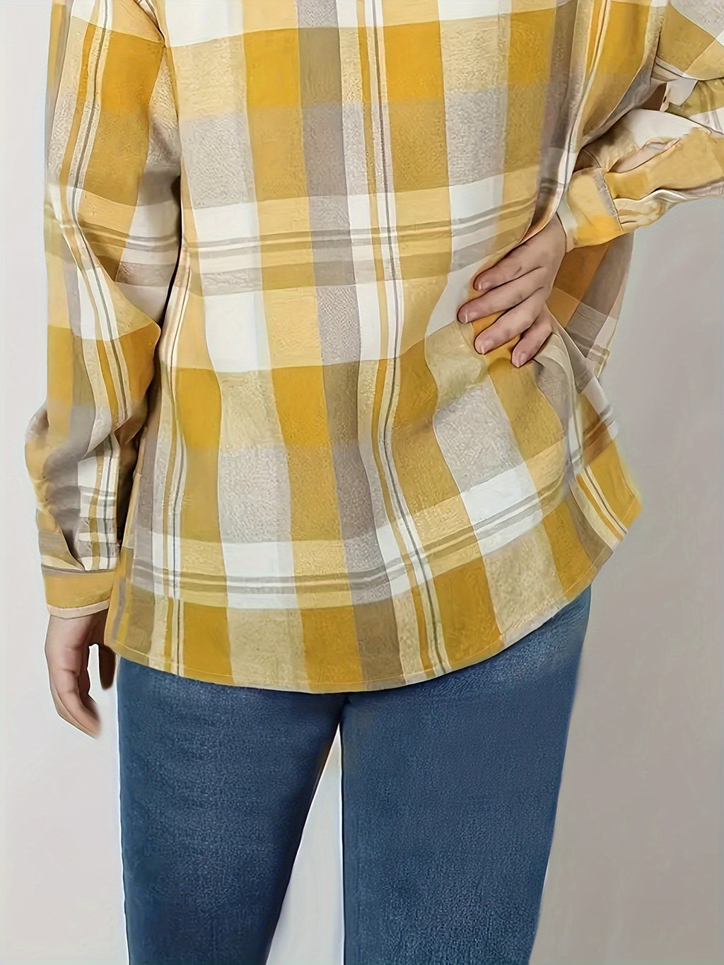 Women's Pink & White Plaid Button-Up Shirt with Chest Pockets, Classic Collar, Machine Washable