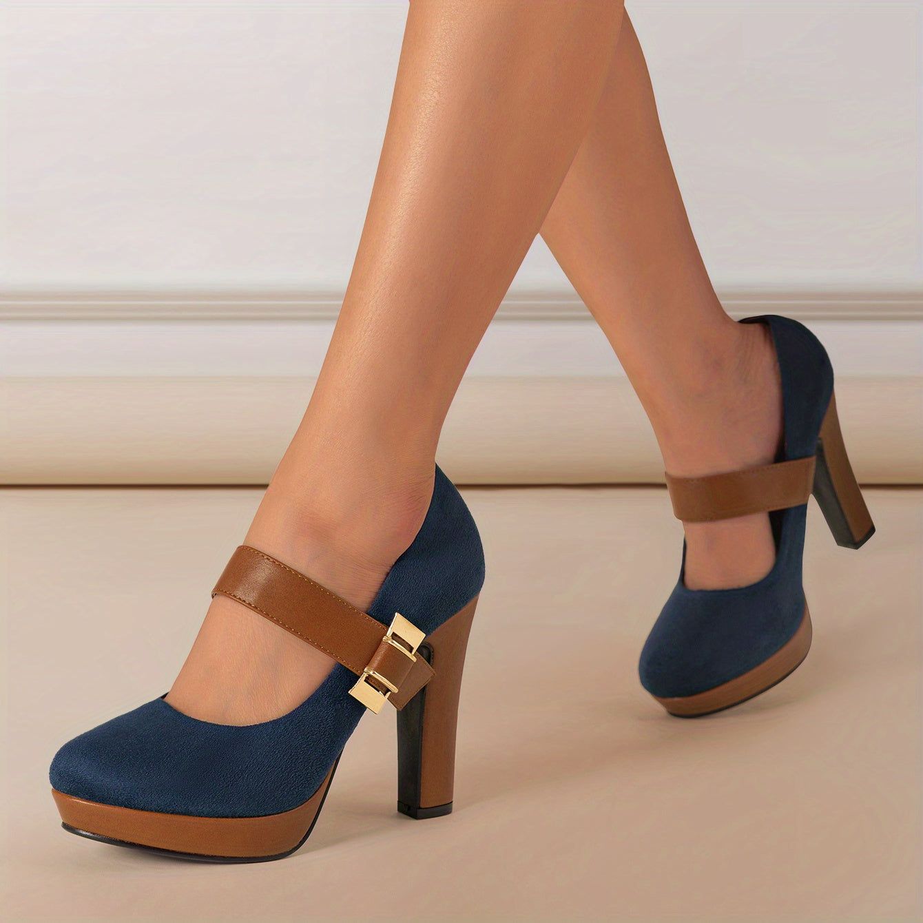 Retro Mary-Jane Round Toe Block Heel Pumps for Women - Buckle Platform High Heels