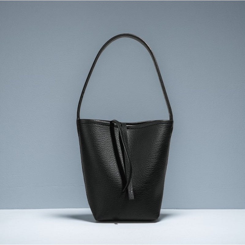 Women's Large Capacity Korean-Inspired Drawstring Bucket Tote - Minimalist Round PU Crossbody Shoulder Purse with Adjustable Strap, Black Grey Coffee Brown White Red