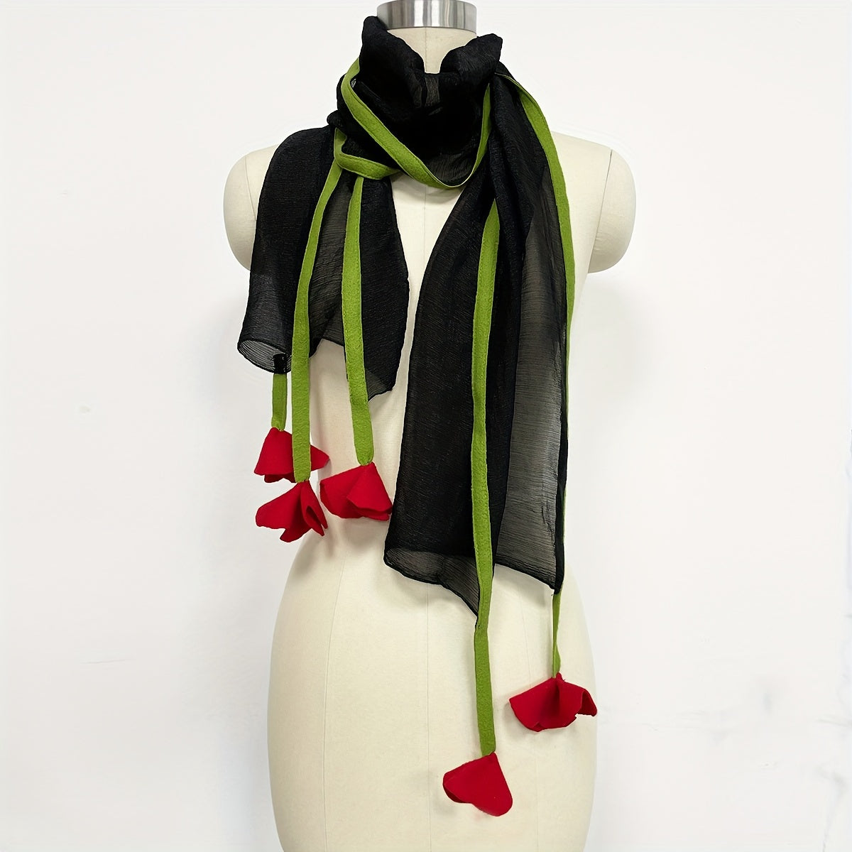 Vintage Black Rose Thin Scarf - Lightweight Breathable Shawl and Sunscreen Bandana for Spring Autumn