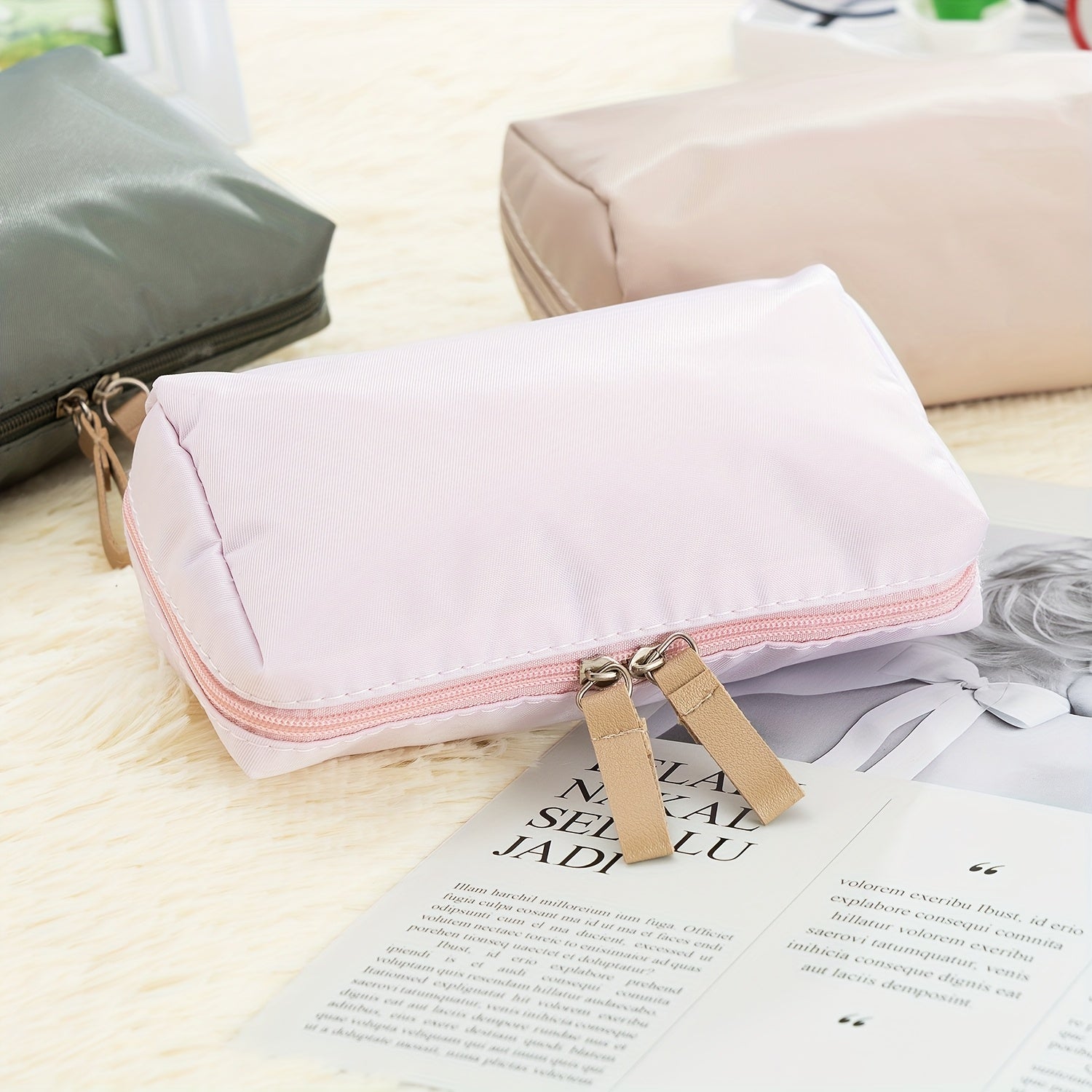 Compact Nylon Makeup Organizer Bag with Zipper – Unisex Travel Cosmetic & Toiletry Case (Beige/Black)